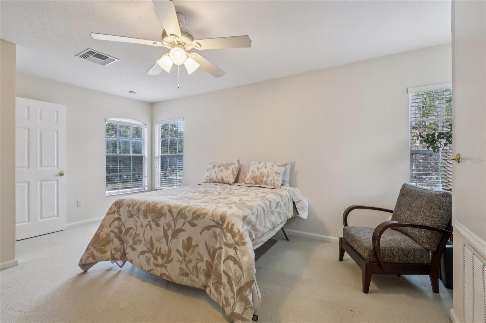 Image 36 of 42 For 3848 Long Branch Lane