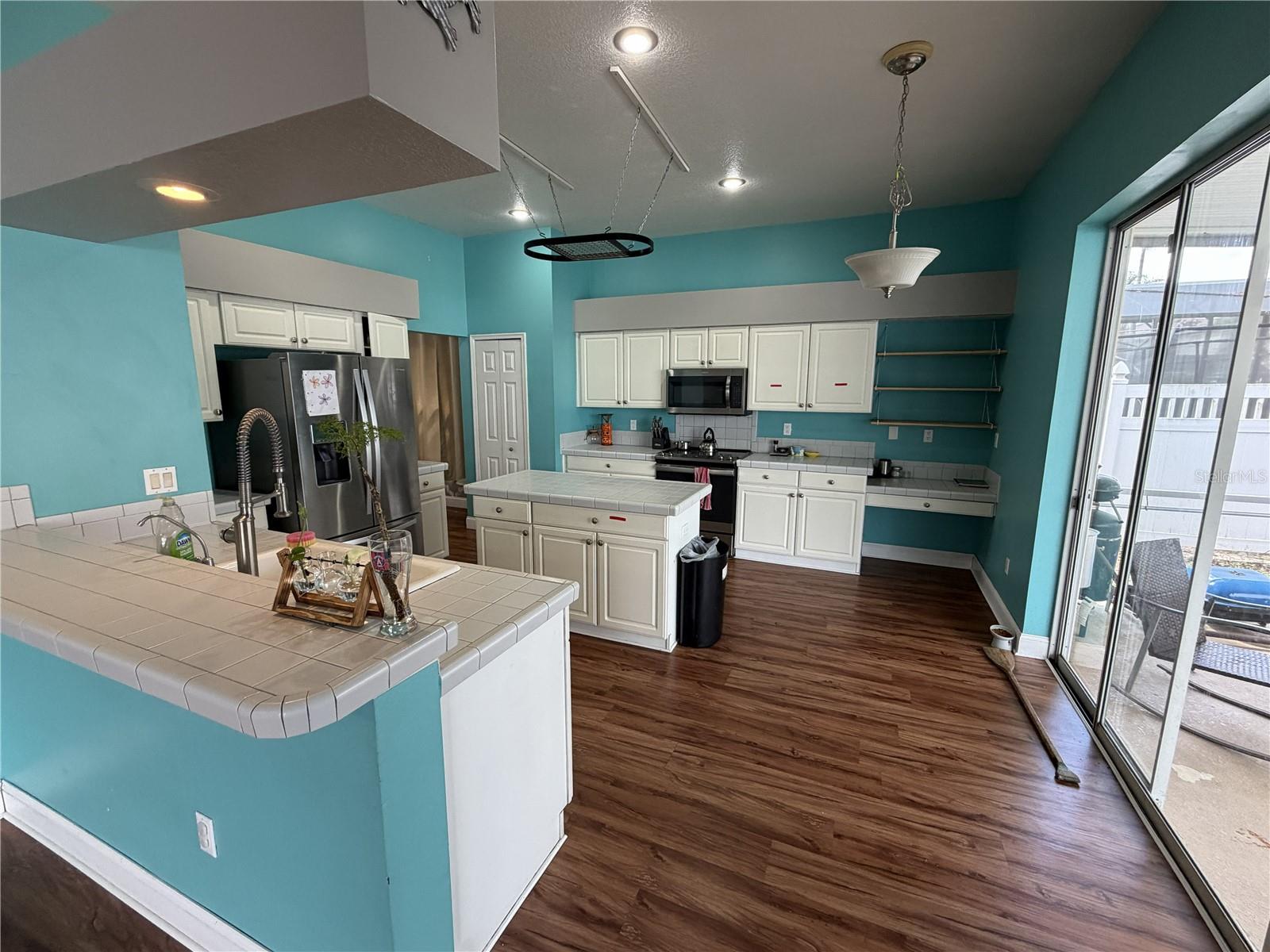 Listing photo id 4 for 1188 Foxforrest Circle