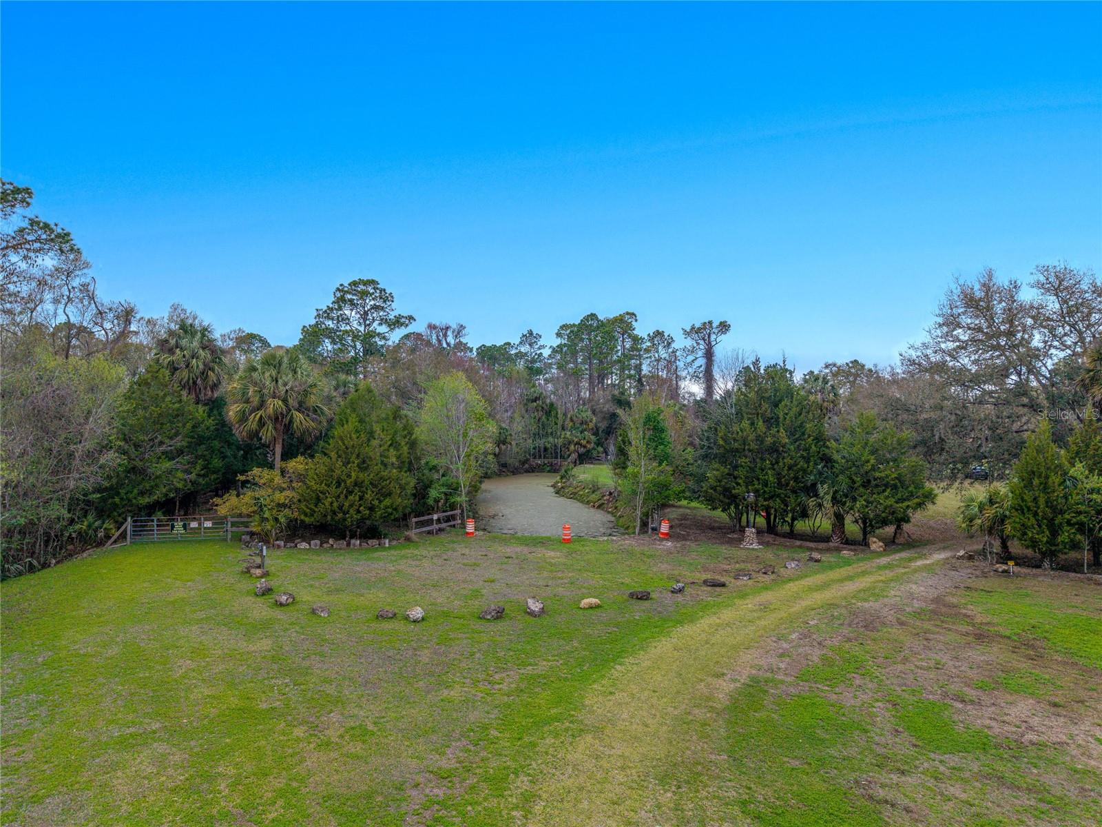 Image 5 of 37 For 11350 State Road 121