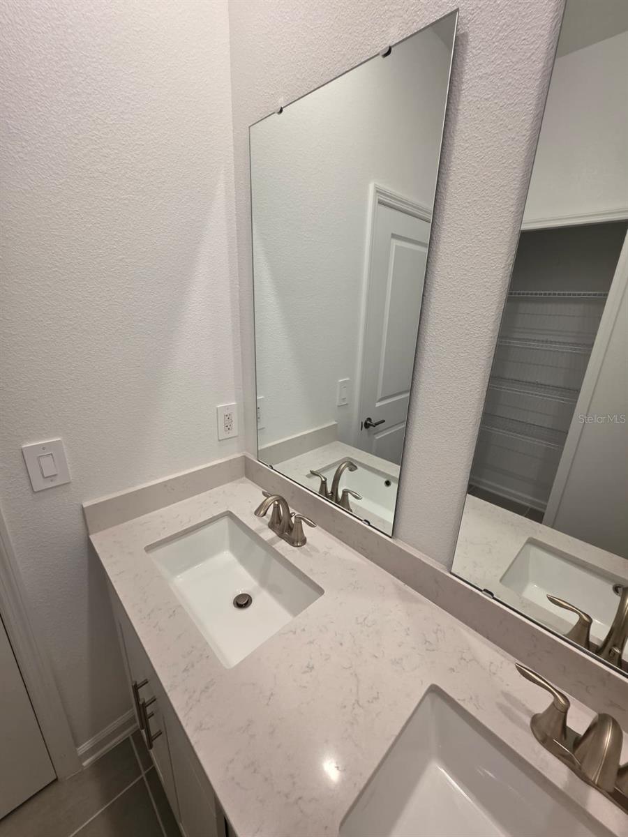 Image 6 of 23 For 5637 Nina Way