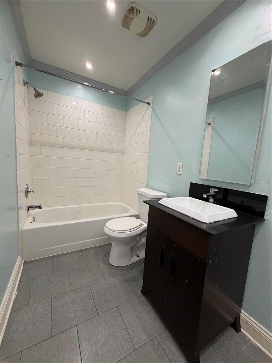 Image 13 of 17 For 441 Prestwick Place