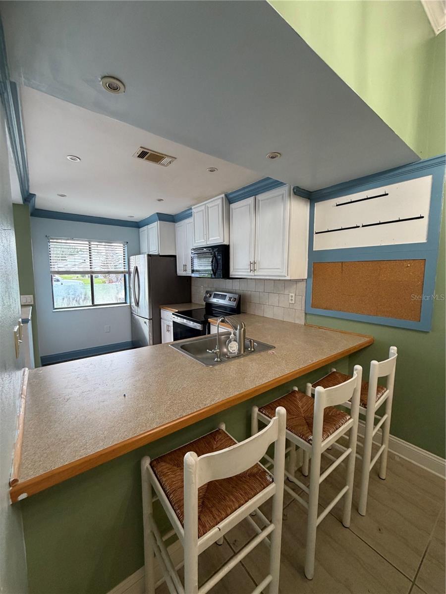 Image 4 of 17 For 441 Prestwick Place