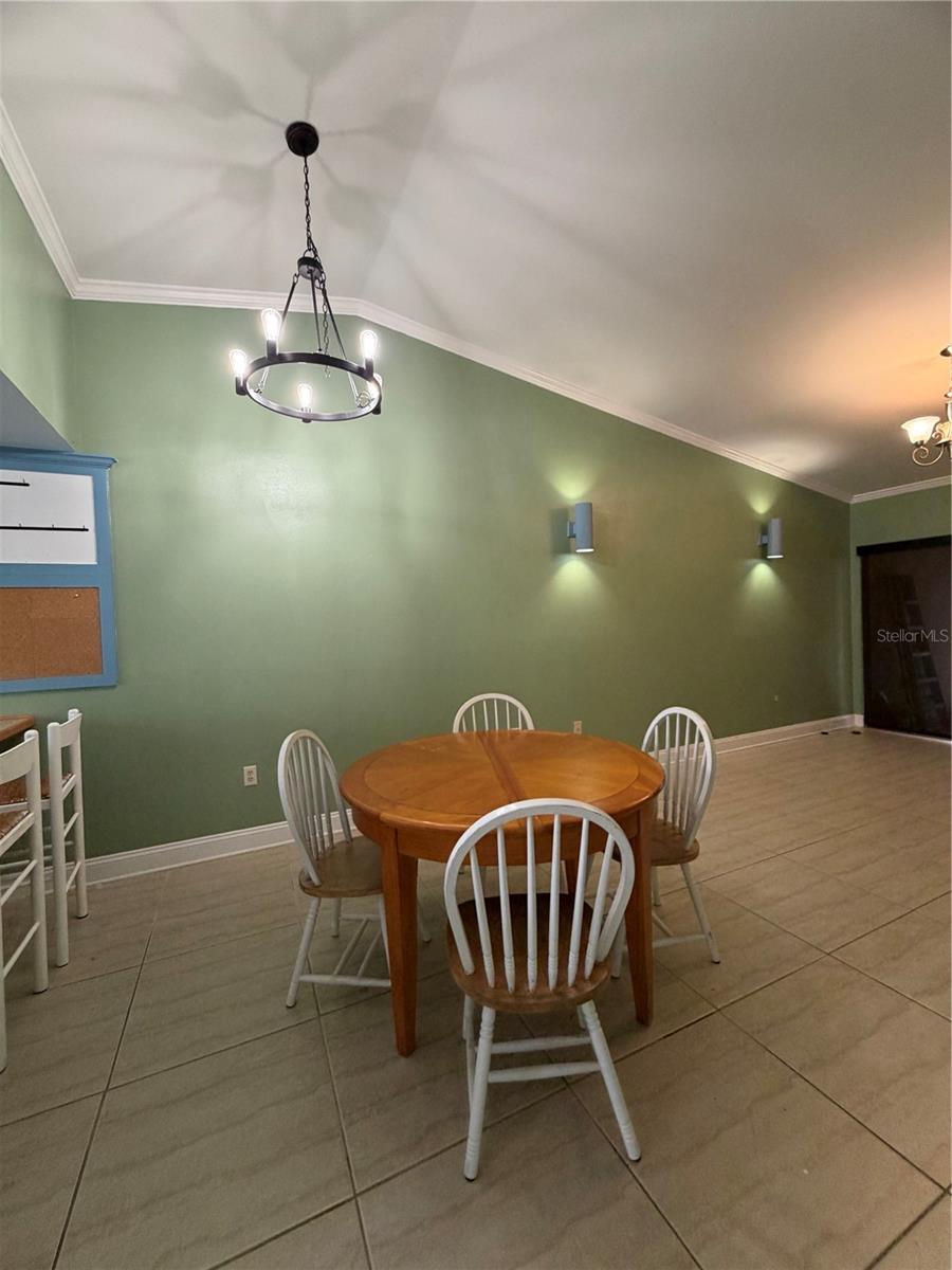 Image 5 of 17 For 441 Prestwick Place