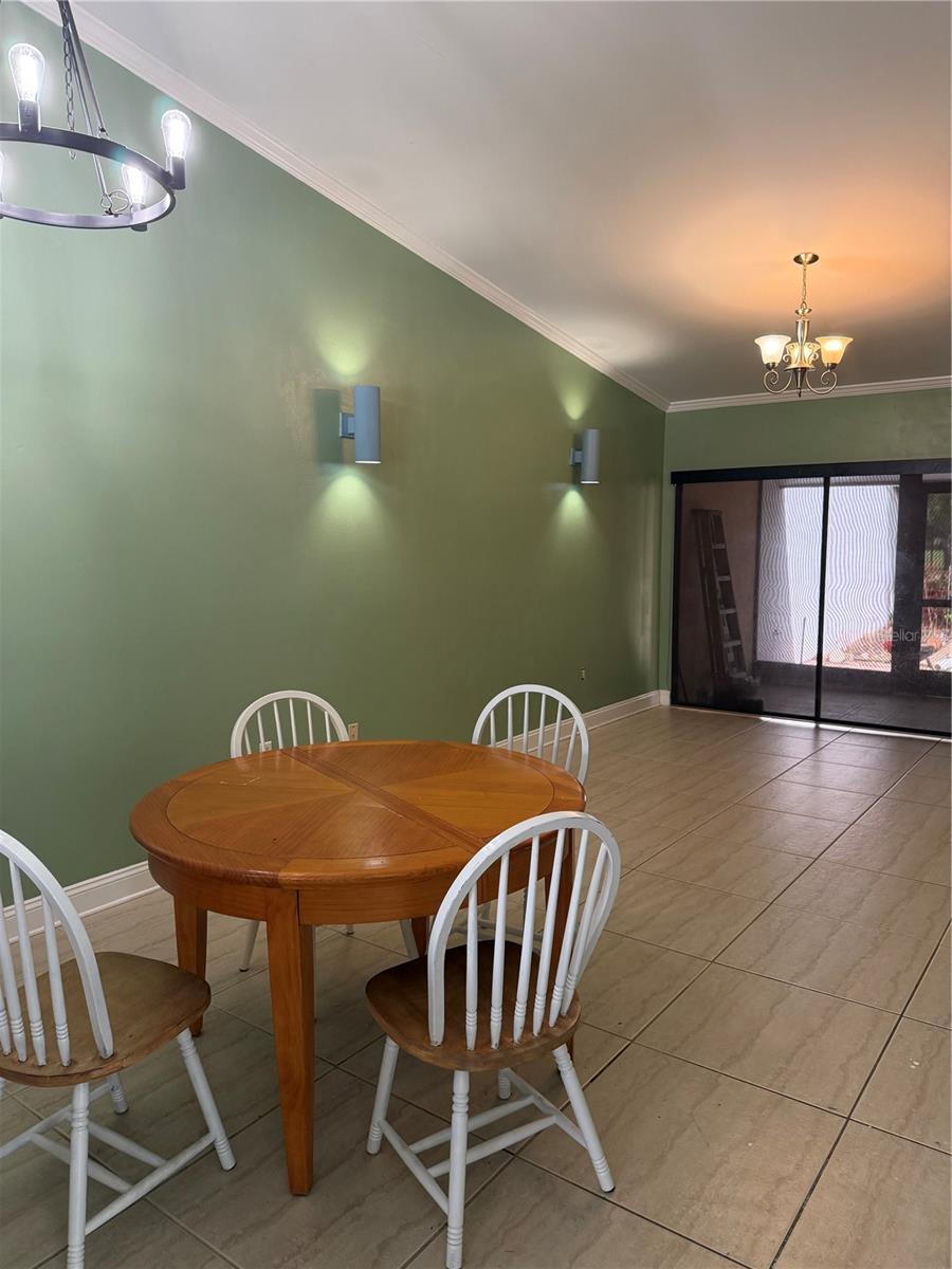 Image 6 of 17 For 441 Prestwick Place