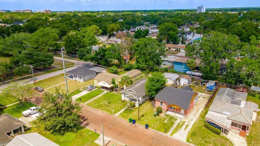 Listing photo id 24 for 919 Plymouth Street