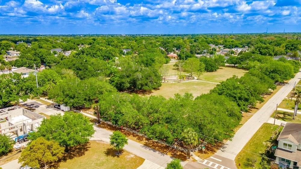 Listing photo id 38 for 919 Plymouth Street