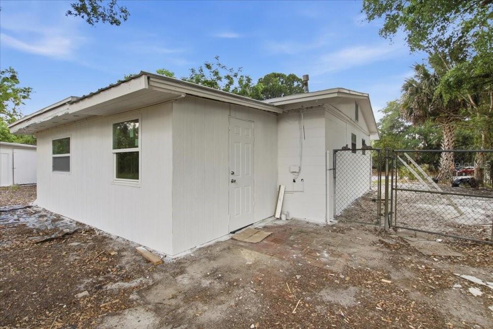 Image 25 of 33 For 710 Fiesta Lane