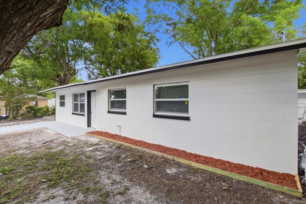 Image 3 of 33 For 710 Fiesta Lane