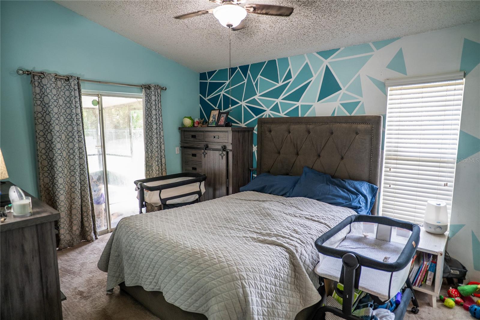 Listing photo id 10 for 7389 Hollow Ridge Circle