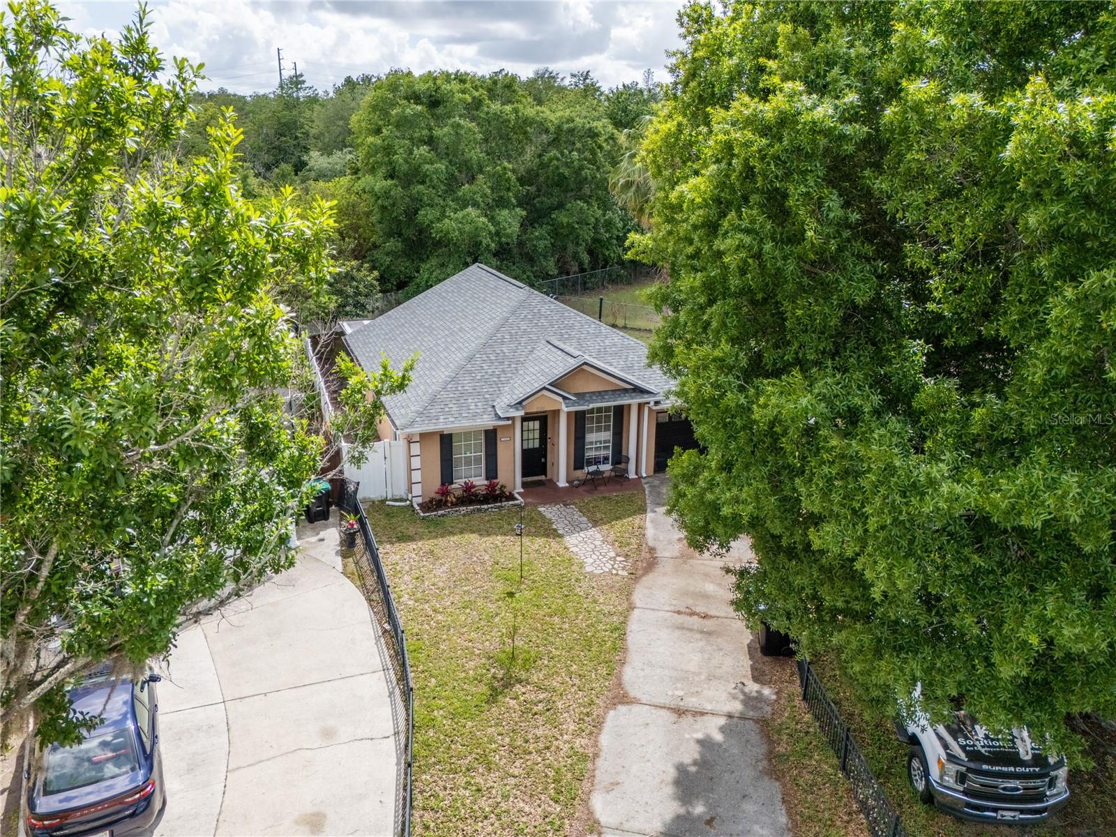 Listing photo id 20 for 7389 Hollow Ridge Circle