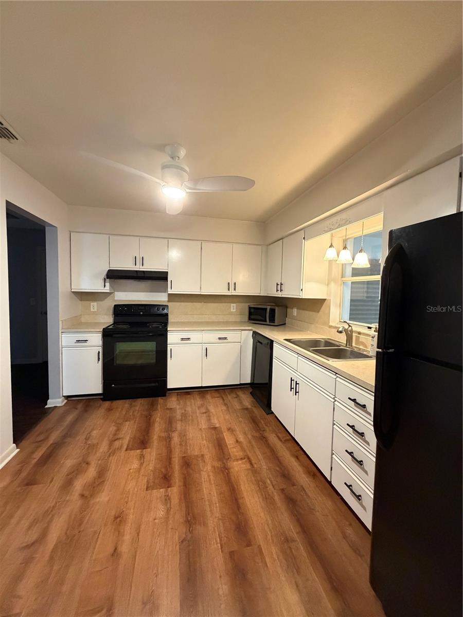 Image 20 of 50 For 1454 Grand Cayman Circle