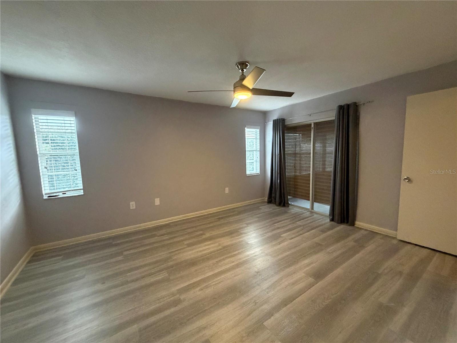 Image 27 of 50 For 1454 Grand Cayman Circle