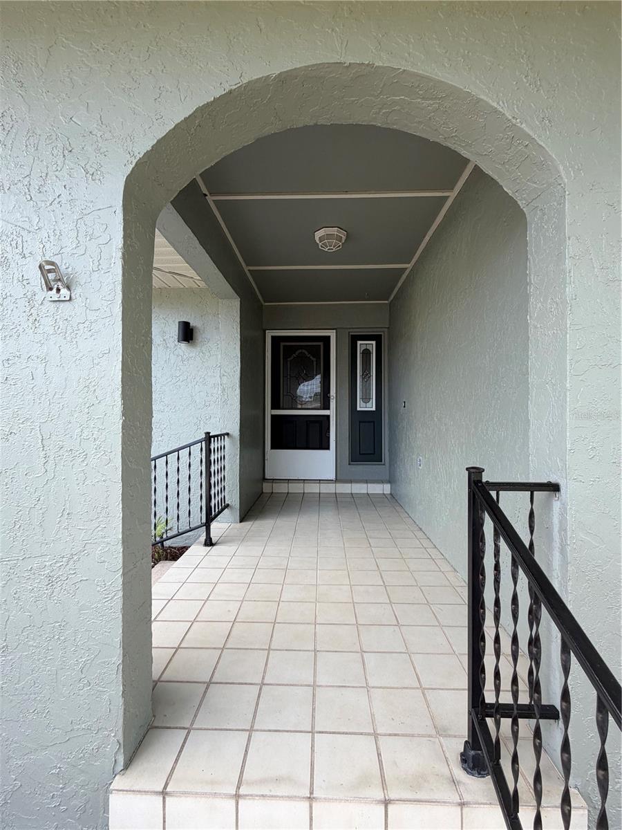 Image 4 of 50 For 1454 Grand Cayman Circle