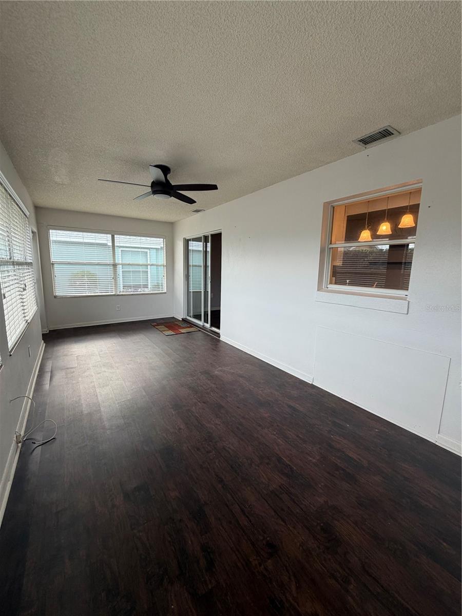 Image 45 of 50 For 1454 Grand Cayman Circle