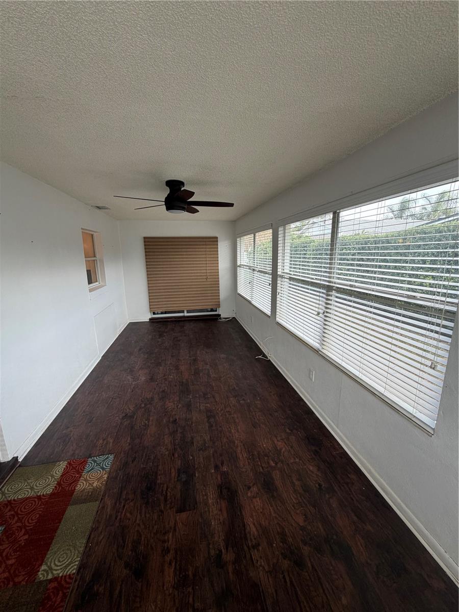 Image 47 of 50 For 1454 Grand Cayman Circle