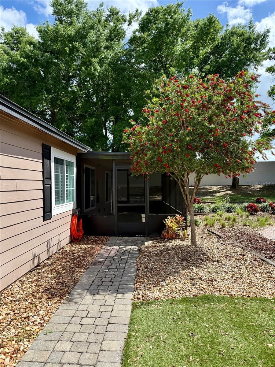 Image 39 of 41 For 941 Norfolk Court