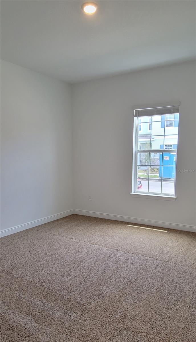 Image 3 of 34 For 15142 Lake Bessie Loop