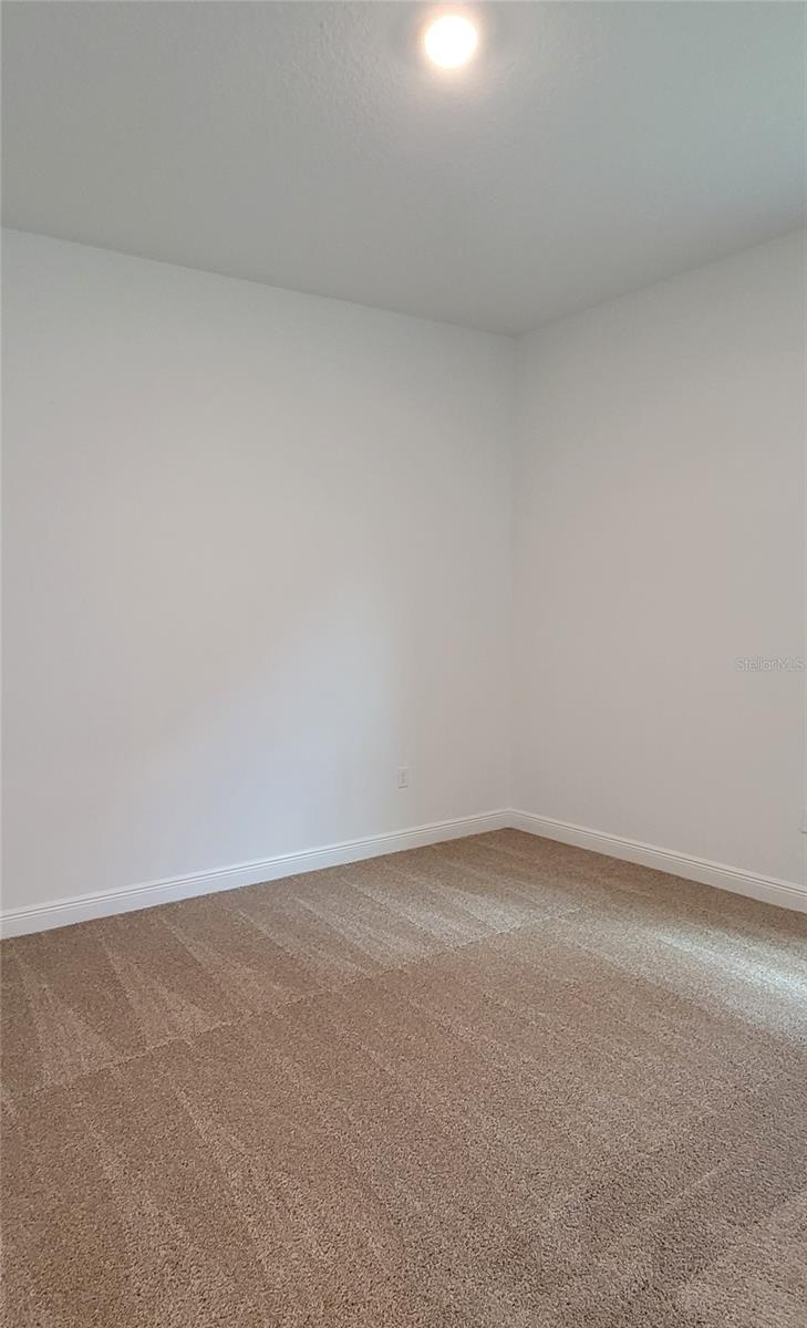 Image 5 of 34 For 15142 Lake Bessie Loop