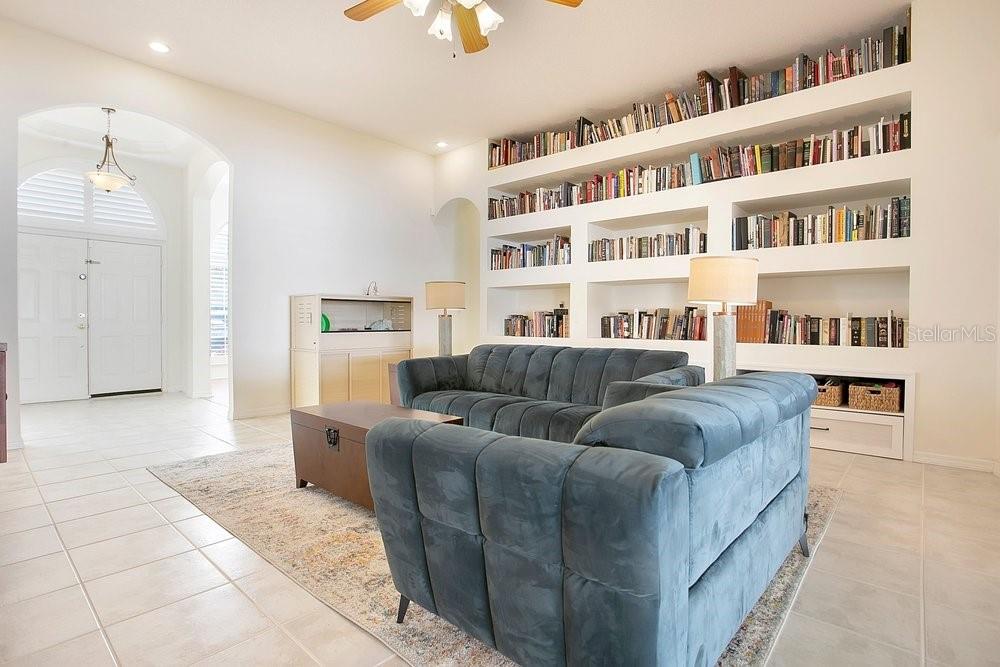 Image 9 of 37 For 3725 Aldergate Place