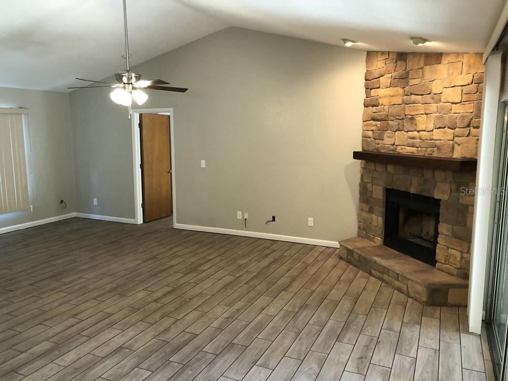 Image 3 of 14 For 3809 107th Terrace