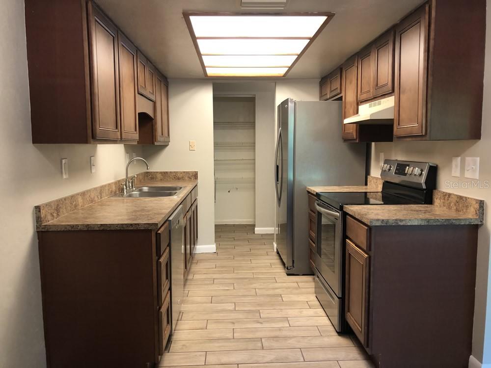 Image 5 of 14 For 3809 107th Terrace