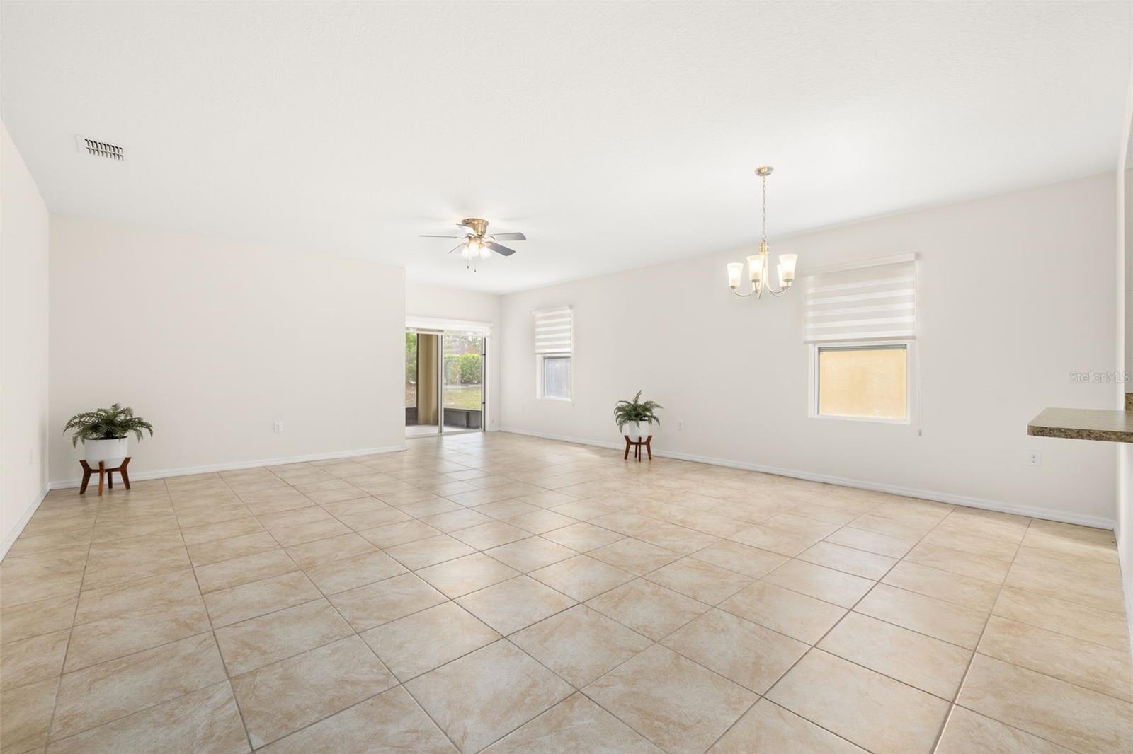 Image 18 of 57 For 1325 Cypress Ridge Loop