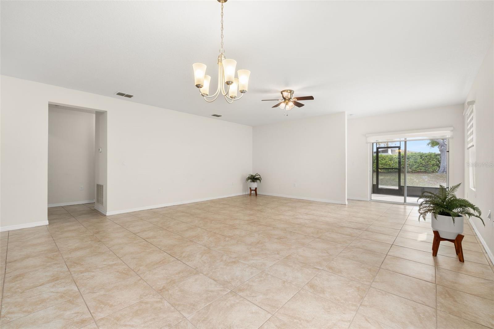 Image 19 of 57 For 1325 Cypress Ridge Loop