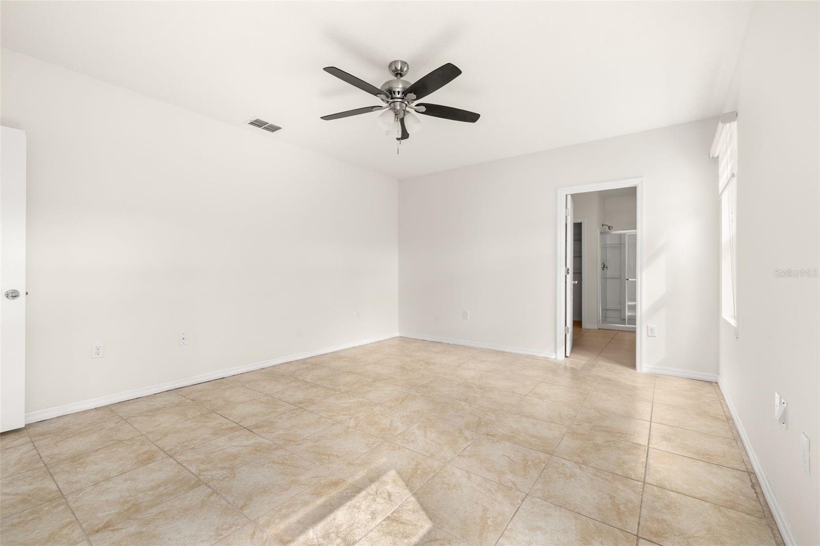 Image 23 of 57 For 1325 Cypress Ridge Loop