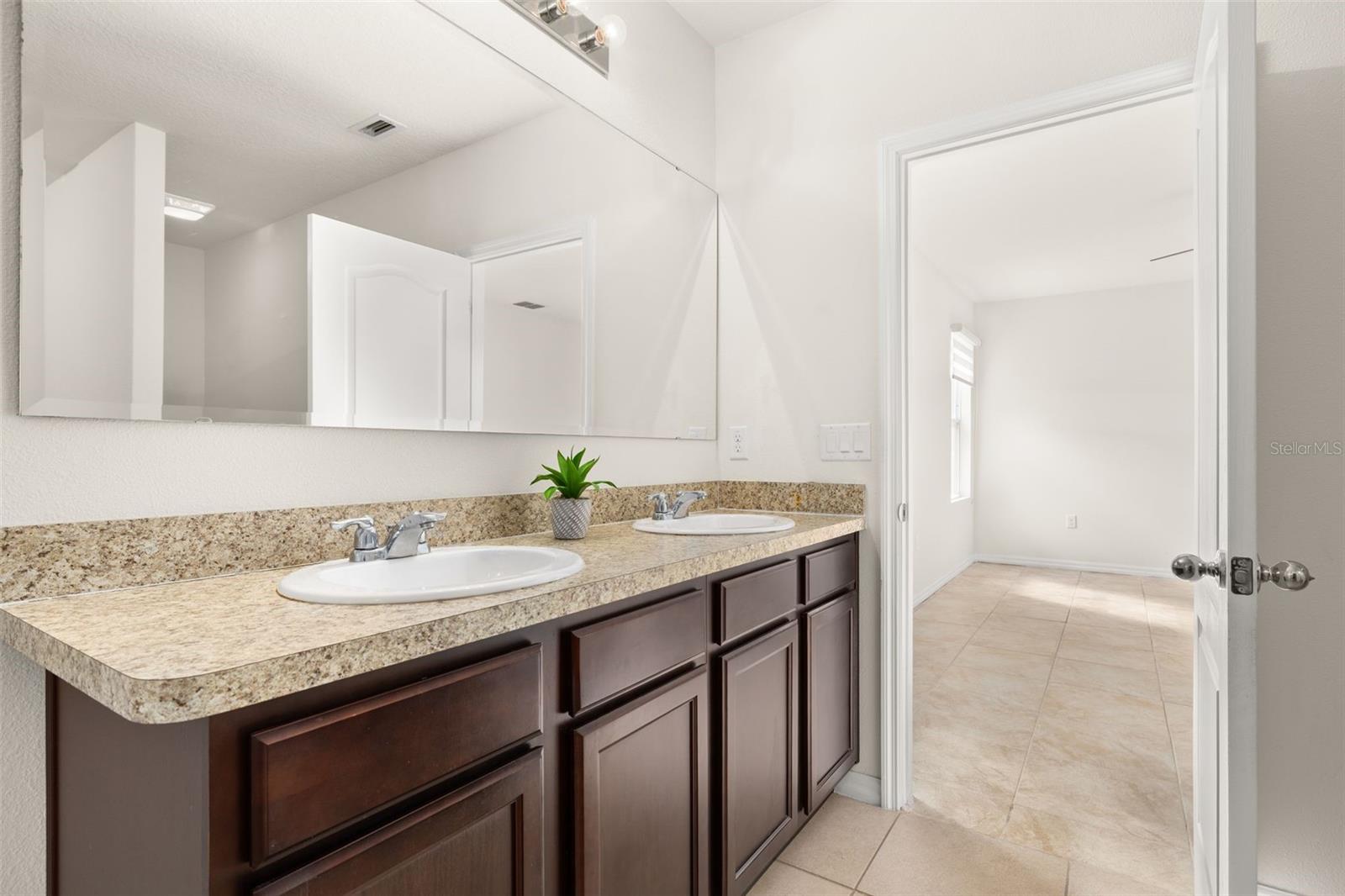 Image 26 of 57 For 1325 Cypress Ridge Loop