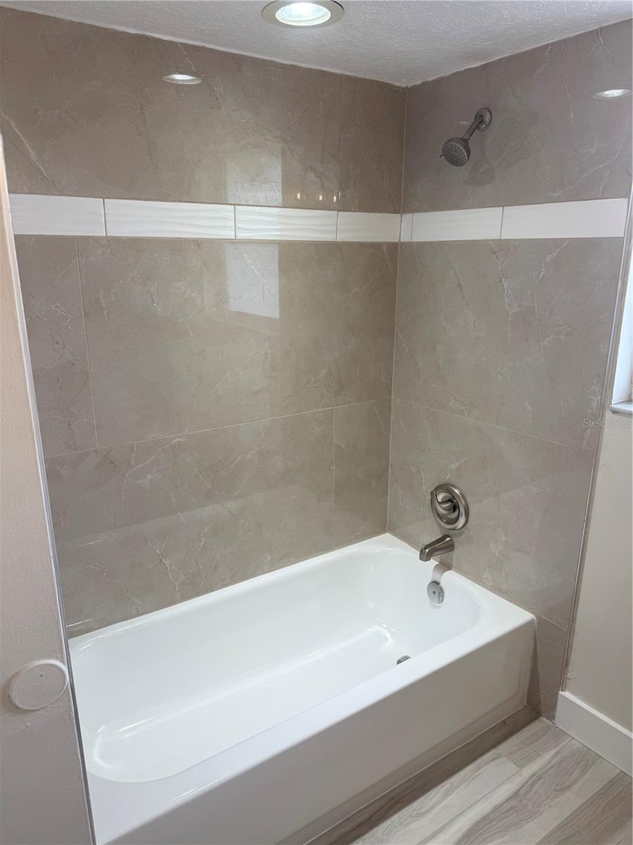 Image 15 of 20 For 10044 Little Teak Street