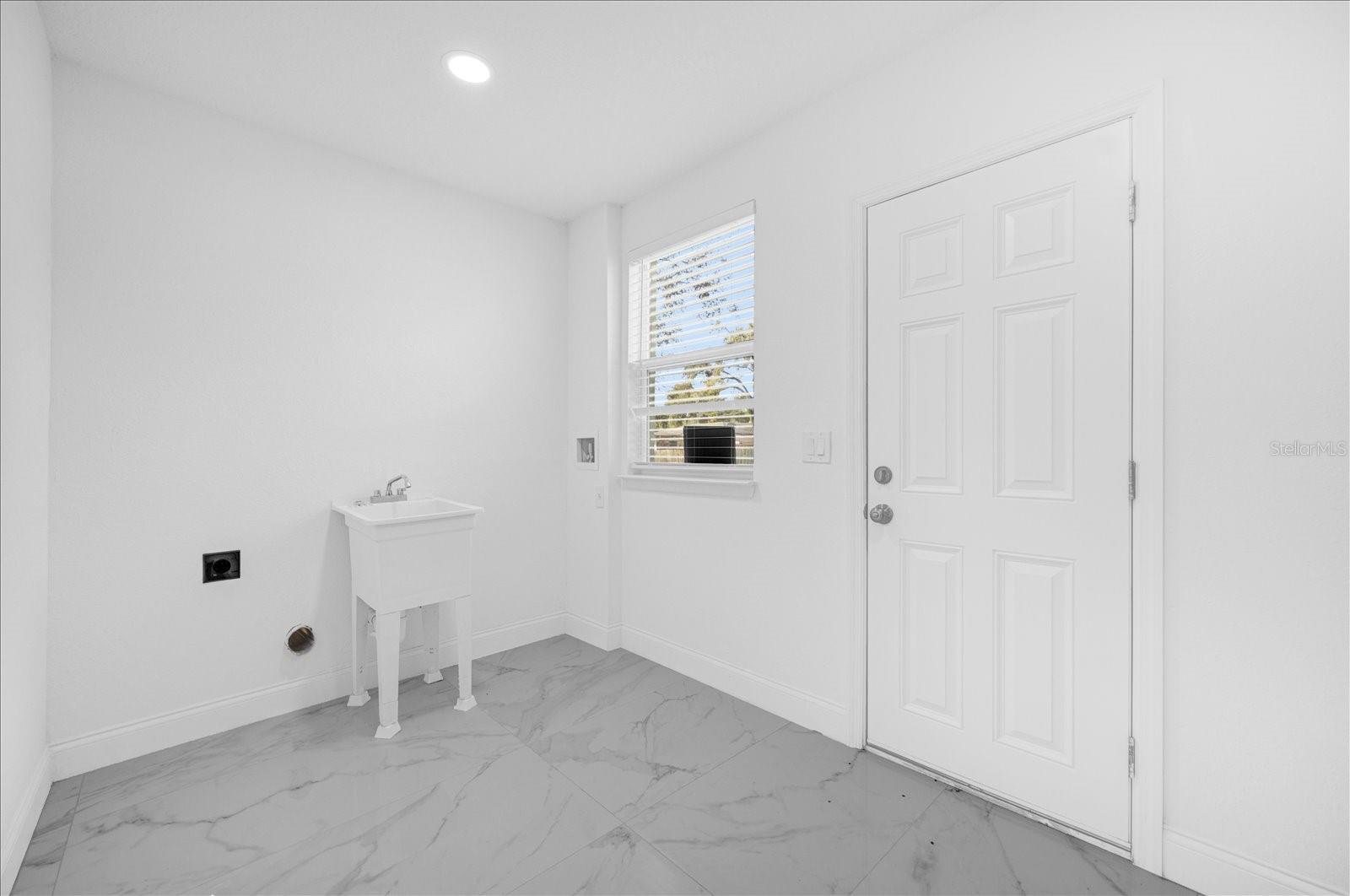 Image 31 of 40 For 600 Lakewood Avenue