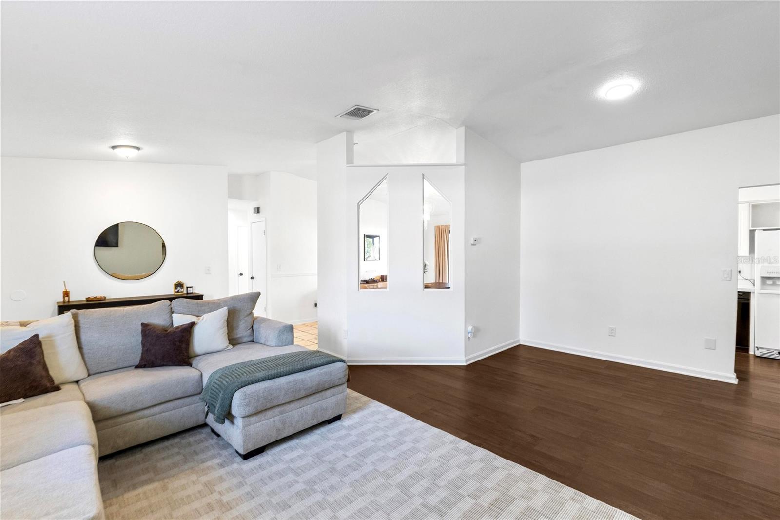 Image 8 of 22 For 710 Briarwood Drive