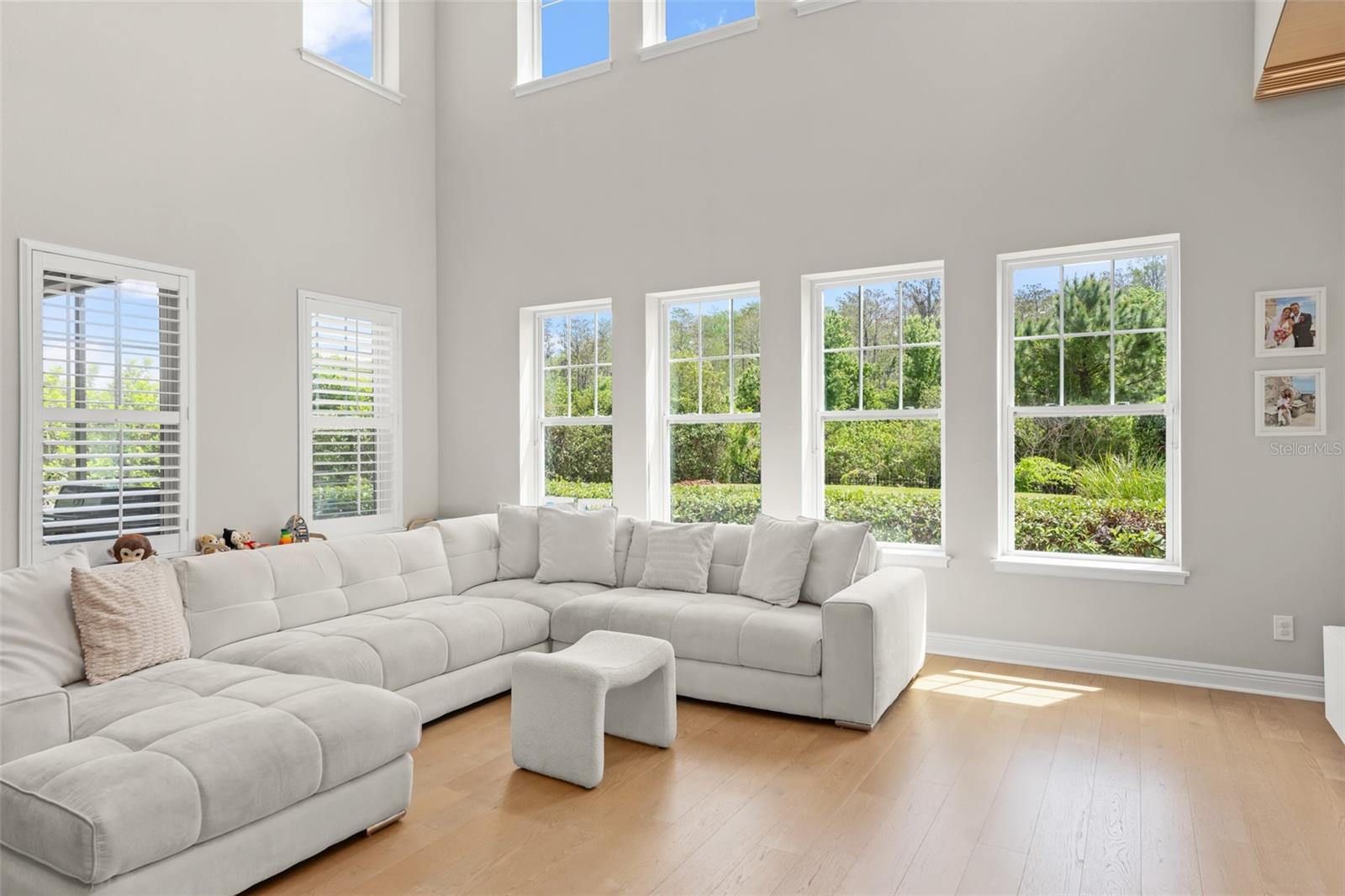 Image 25 of 67 For 9532 Reymont Street