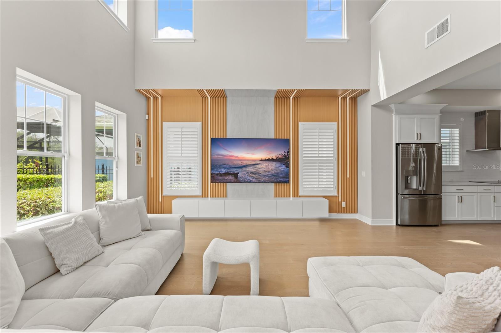 Image 26 of 67 For 9532 Reymont Street