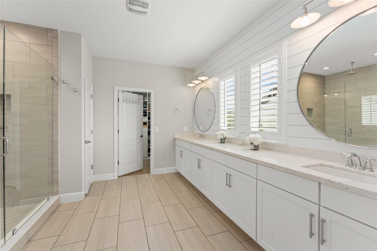 Image 36 of 67 For 9532 Reymont Street