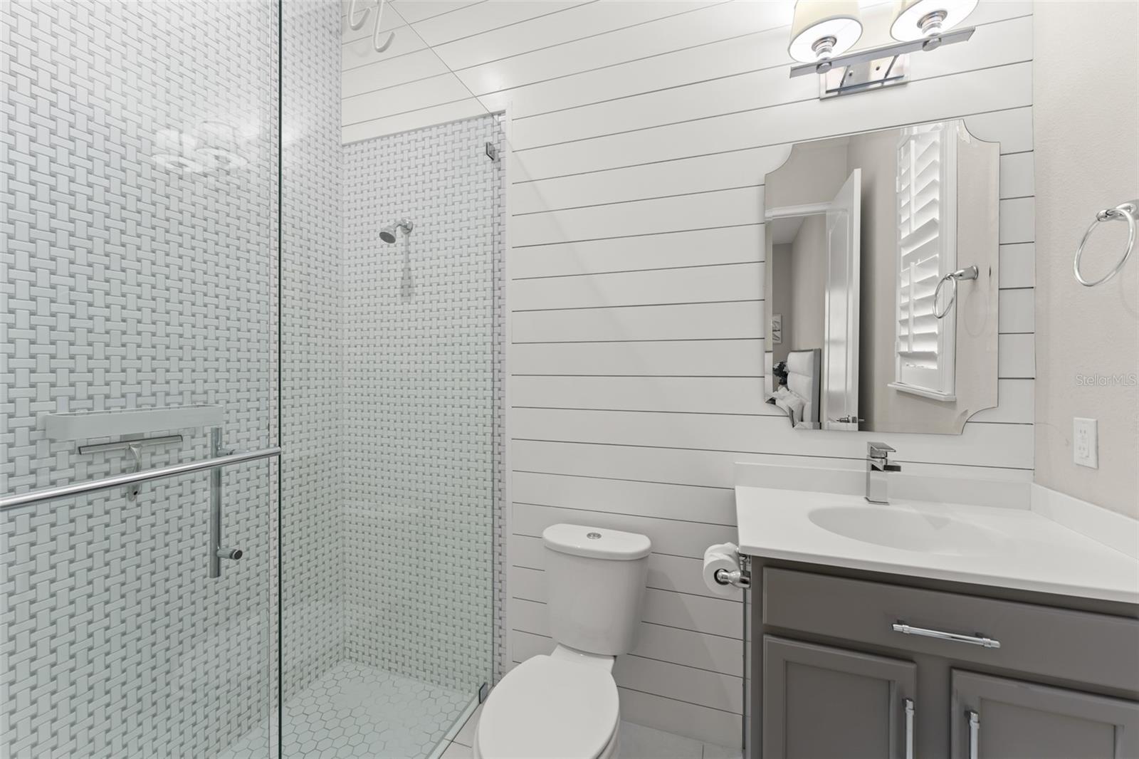 Image 54 of 67 For 9532 Reymont Street