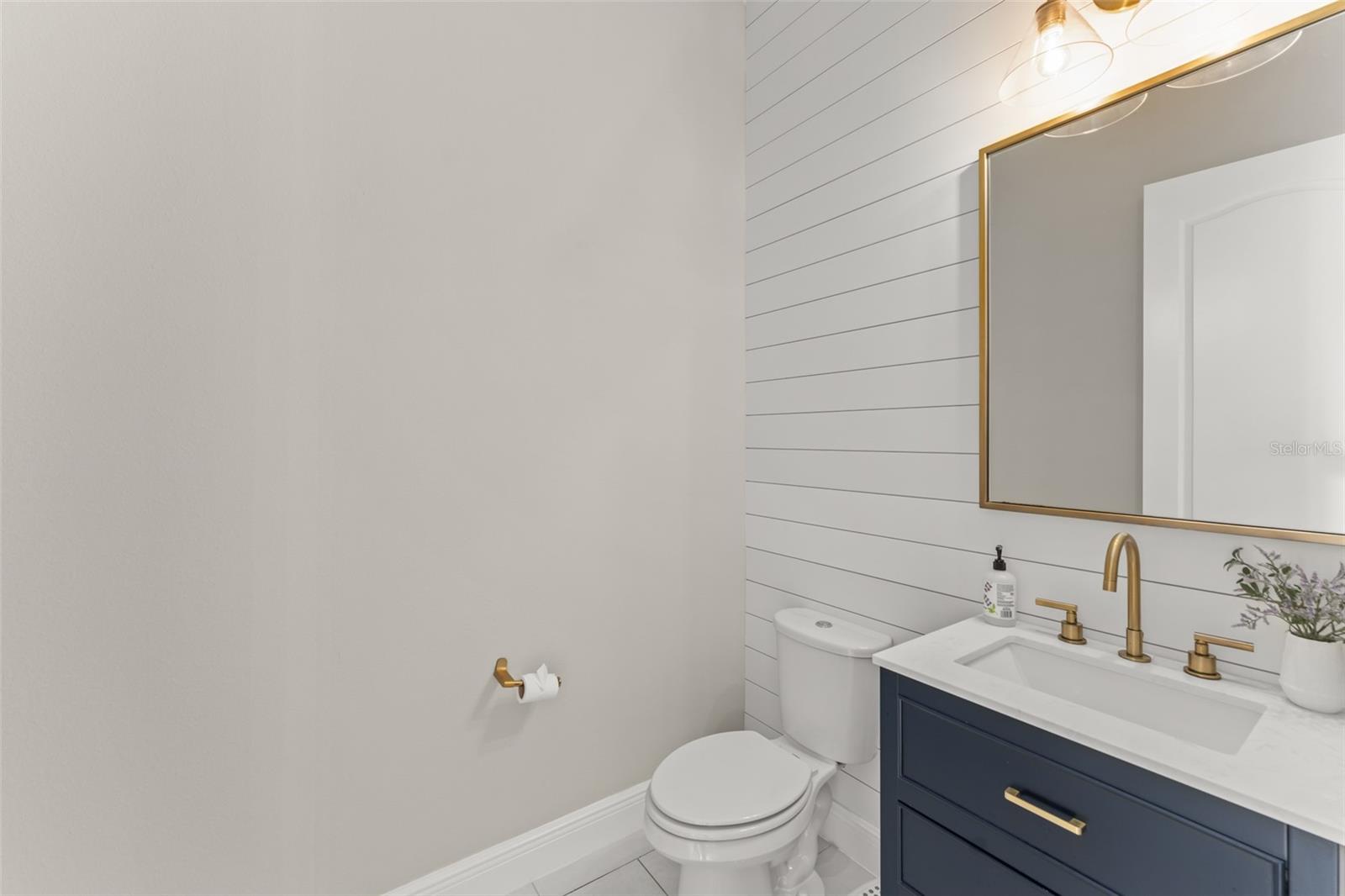 Image 55 of 67 For 9532 Reymont Street