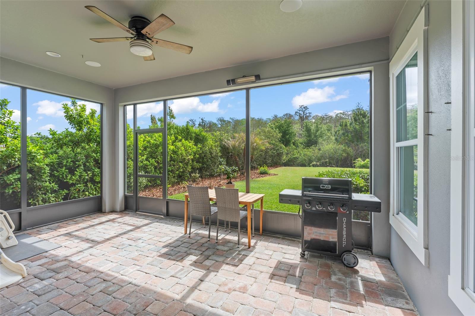 Image 57 of 67 For 9532 Reymont Street