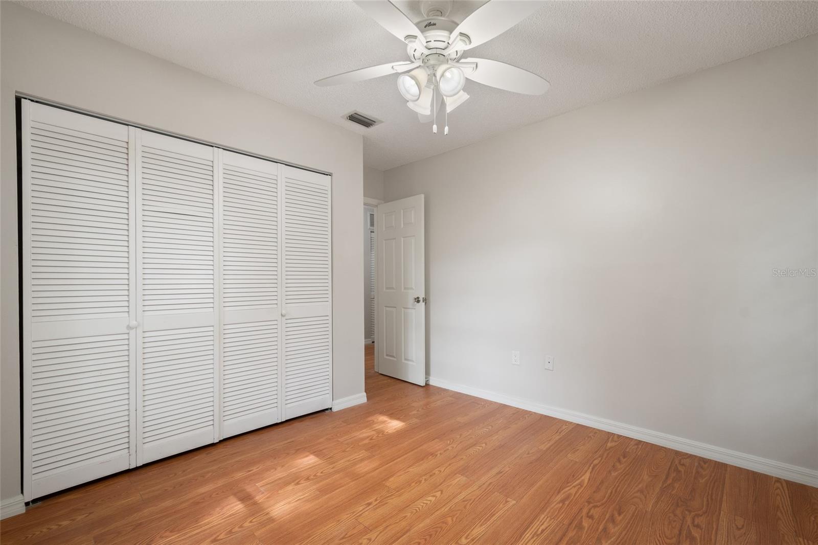 Image 27 of 50 For 825 Oakdale Street