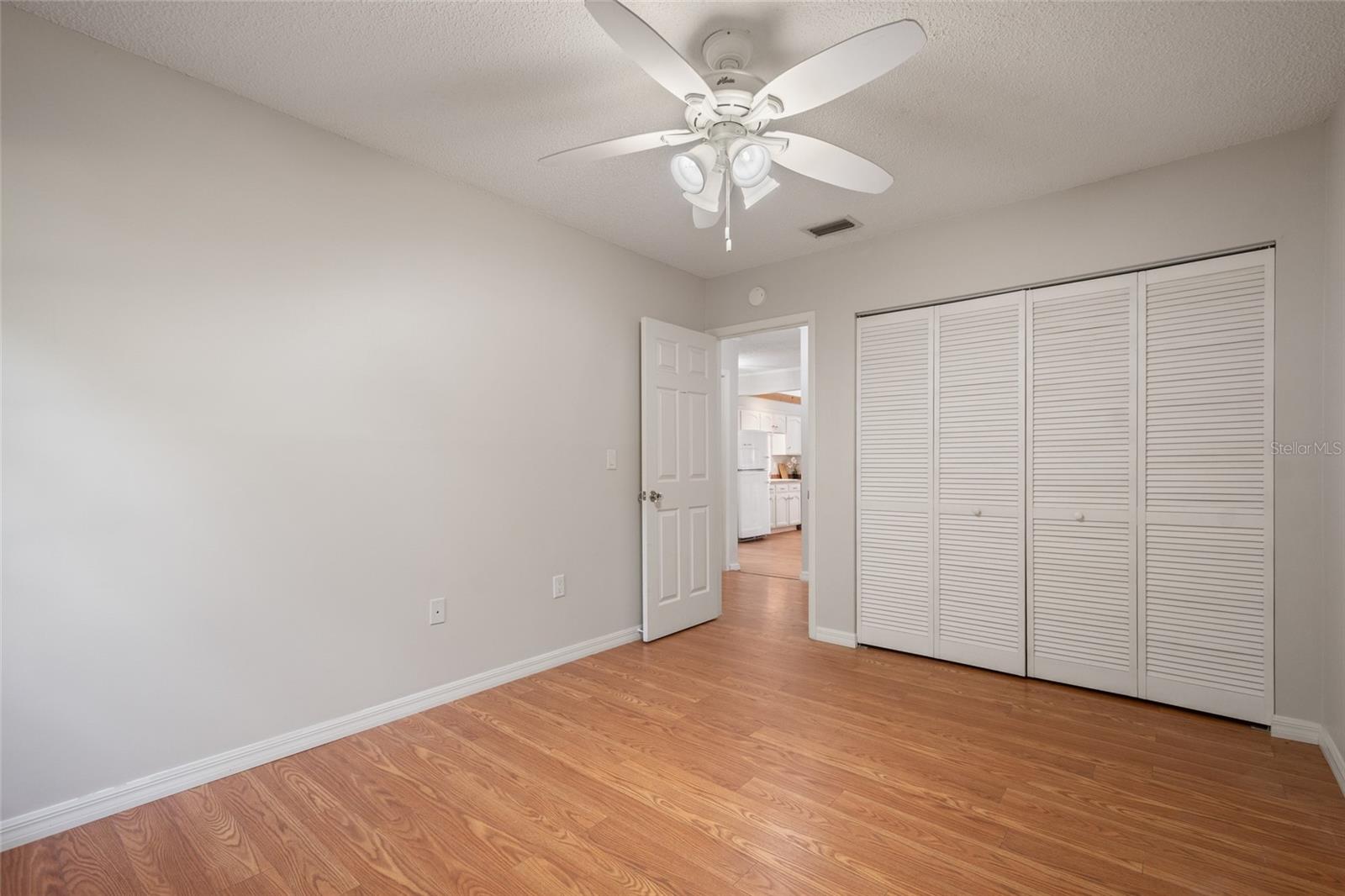 Image 28 of 50 For 825 Oakdale Street