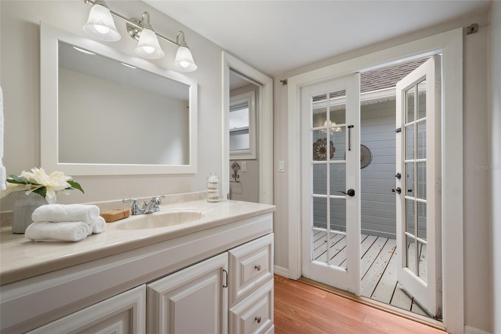 Image 36 of 50 For 825 Oakdale Street