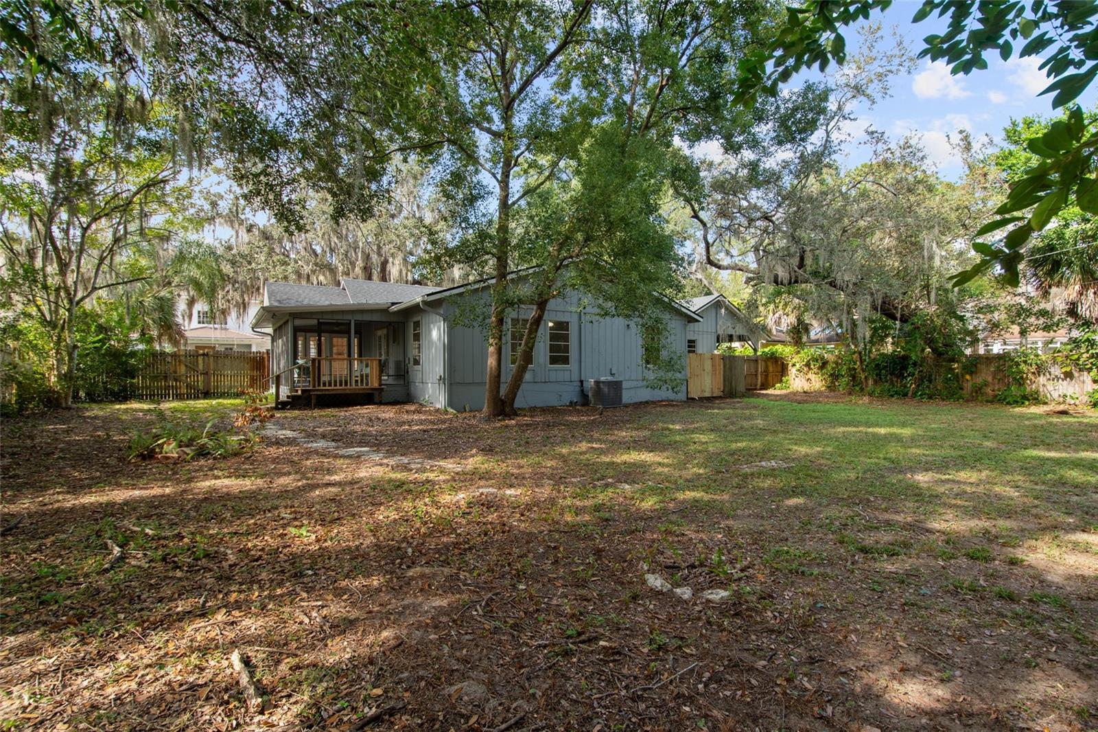 Image 46 of 50 For 825 Oakdale Street