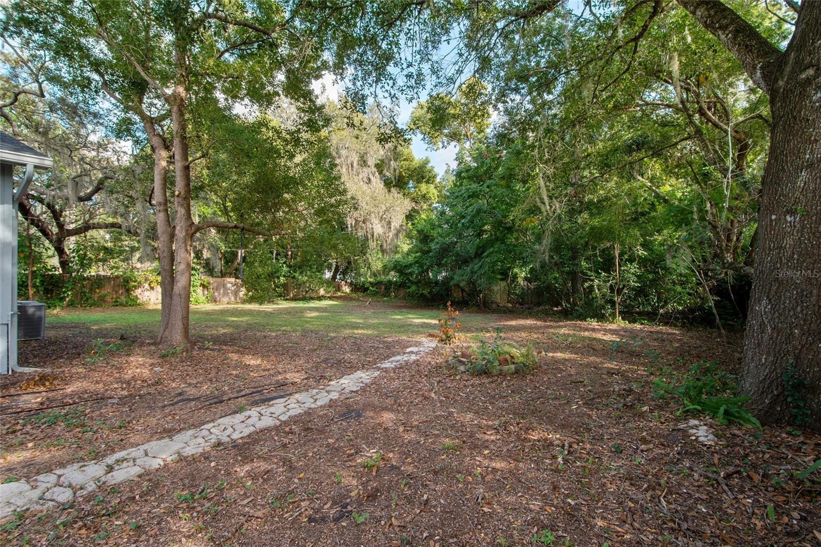 Image 48 of 50 For 825 Oakdale Street