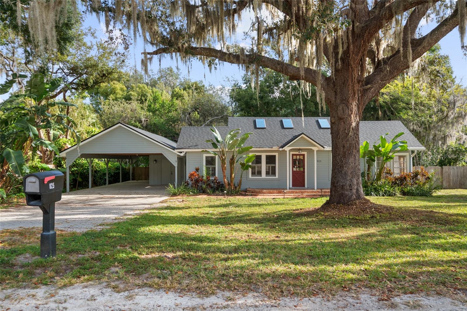 Image 49 of 50 For 825 Oakdale Street