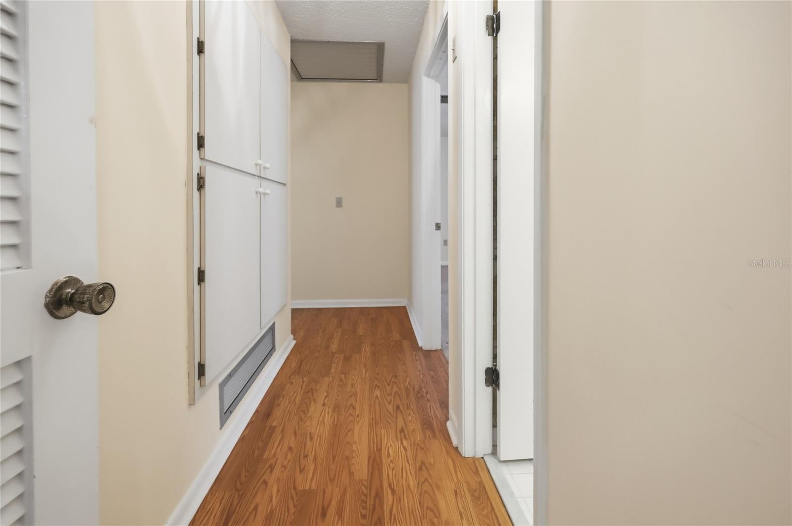 Image 22 of 61 For 1352 Errol Parkway