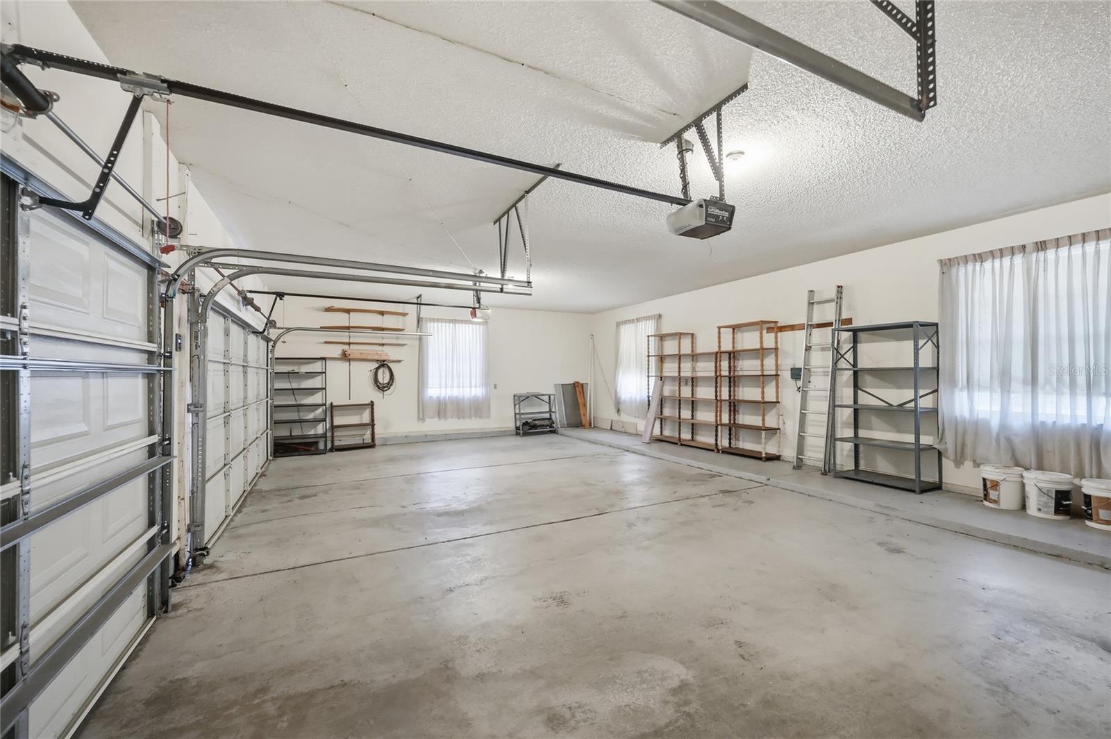 Image 36 of 61 For 1352 Errol Parkway