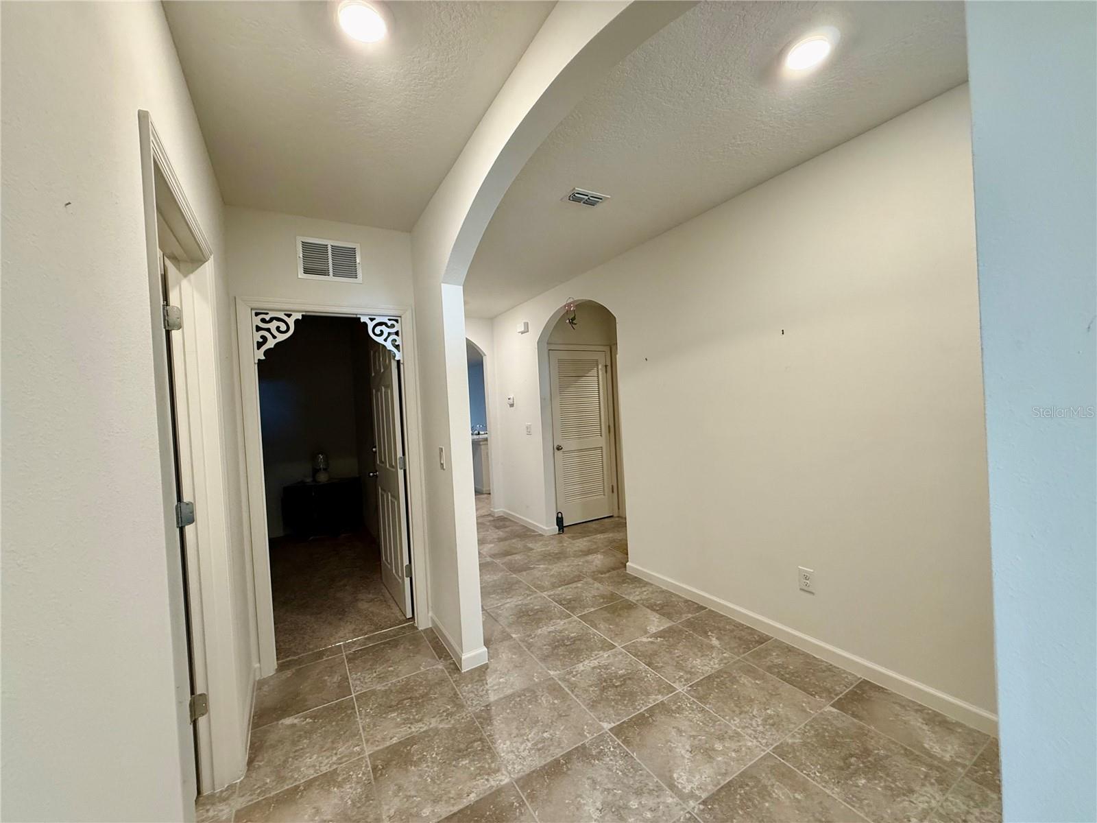 Image 21 of 33 For 135 Sorrento Drive