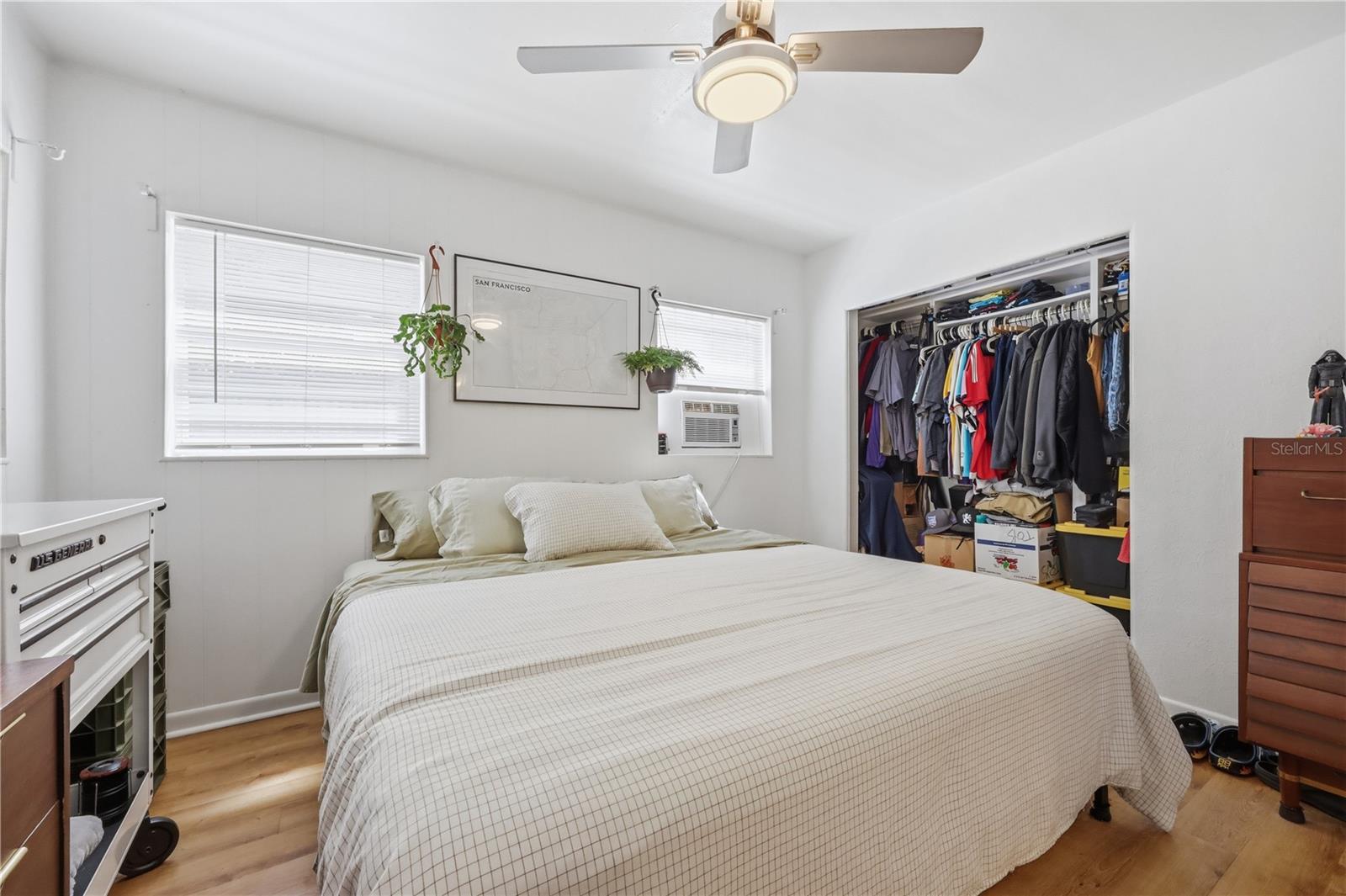 Image 23 of 48 For 35-37 Hillside Avenue