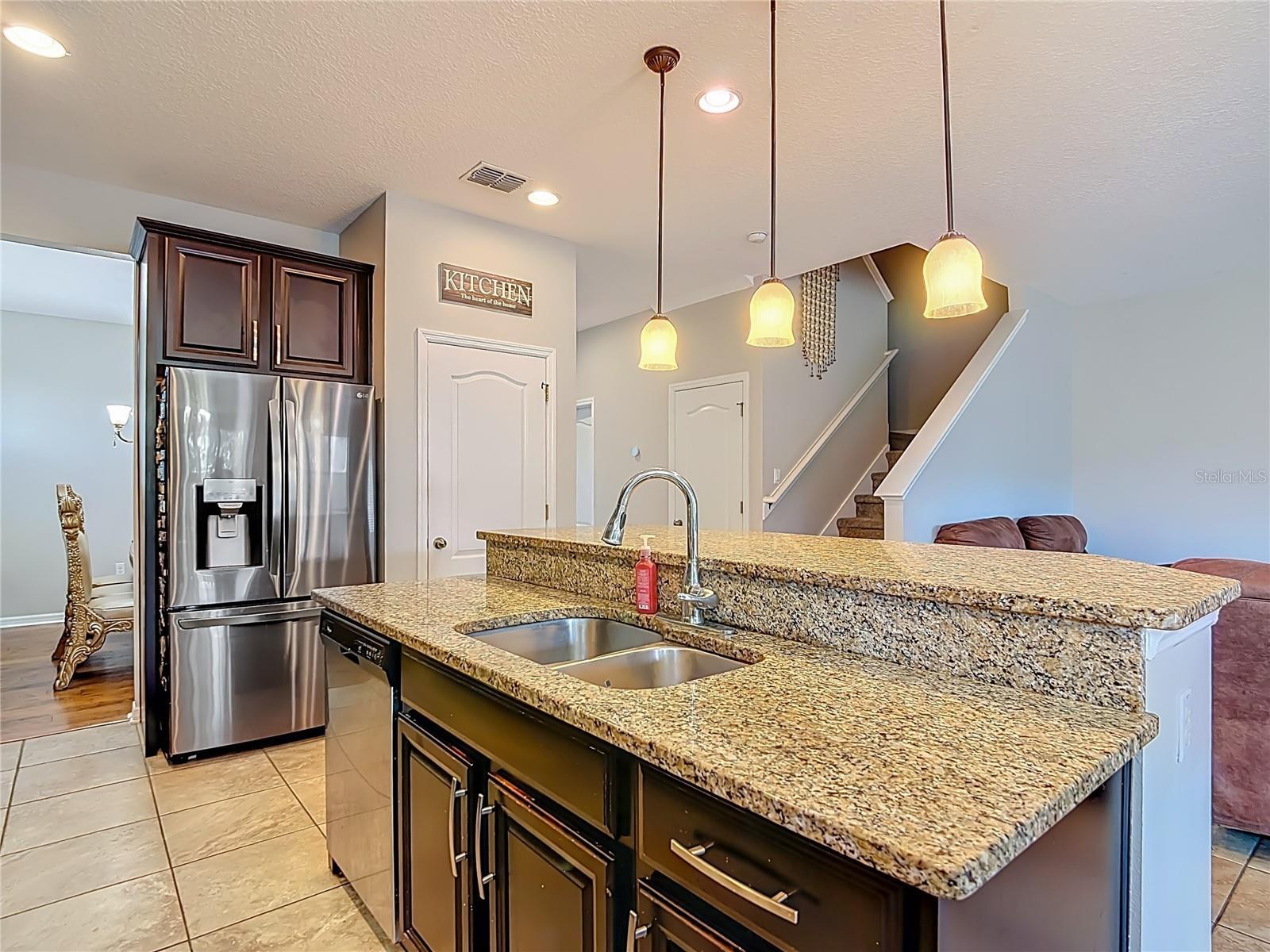 Image 15 of 67 For 344 Magneta Loop