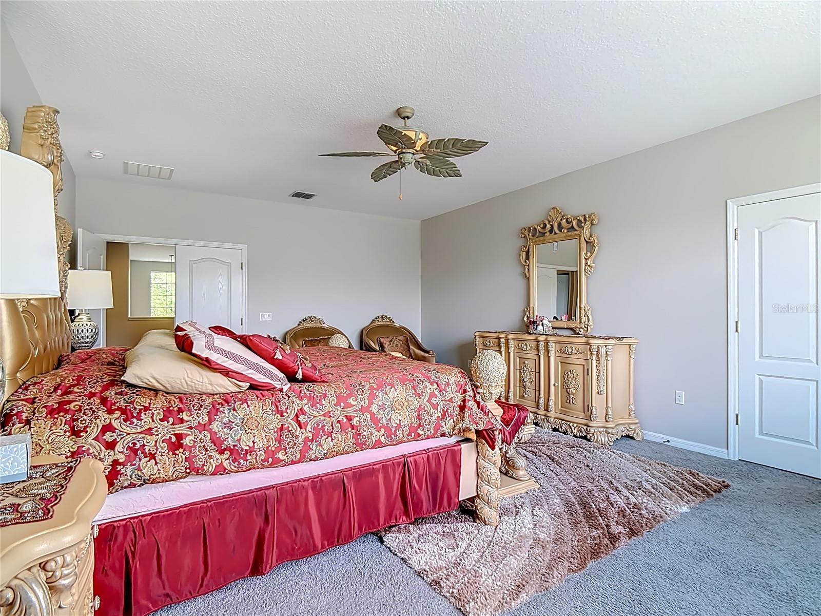 Image 28 of 67 For 344 Magneta Loop